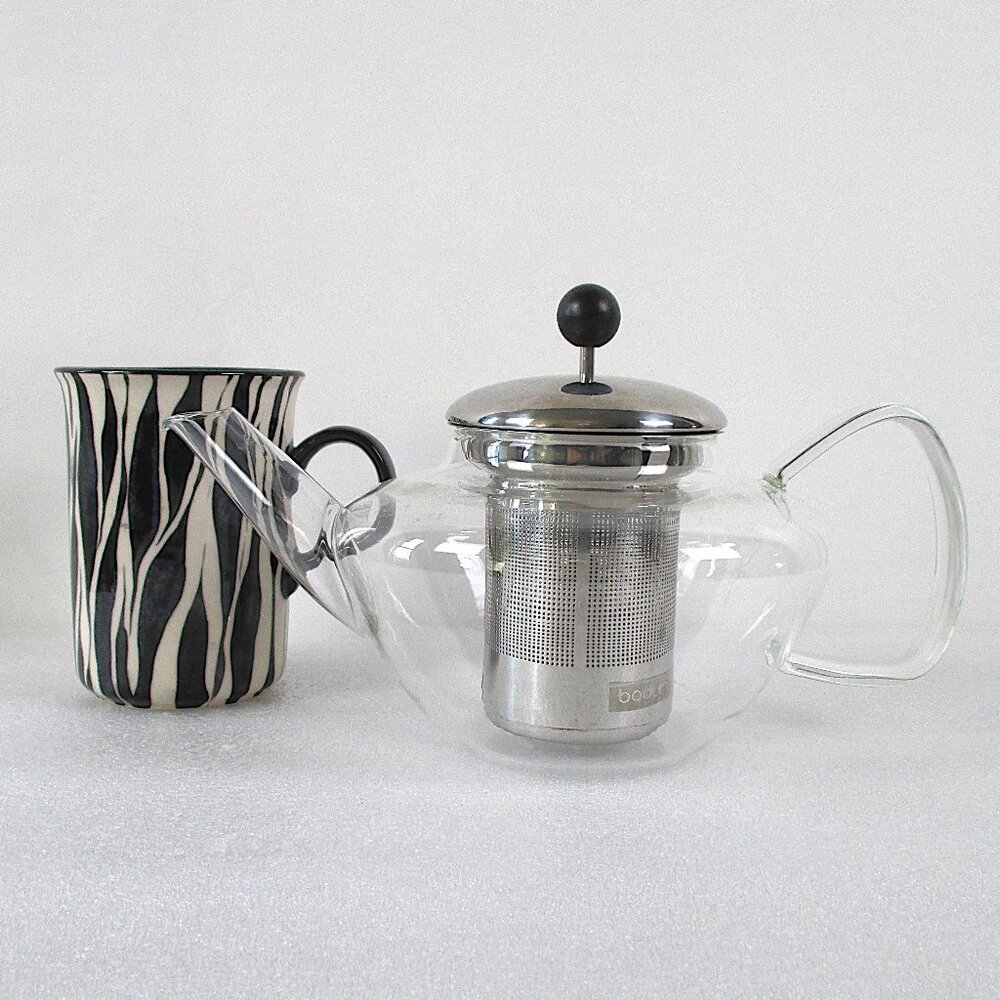 BODUM 20 OZ CLASSIC TEAPOT